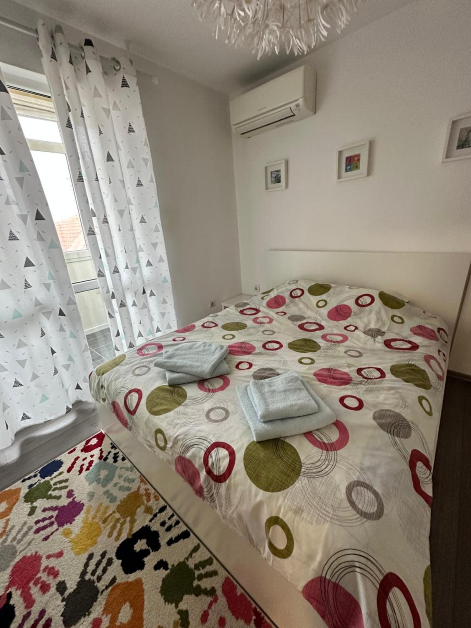 Briz Apartment; 2 Bdr; 6 Guests; Private Parking فارنا المظهر الخارجي الصورة